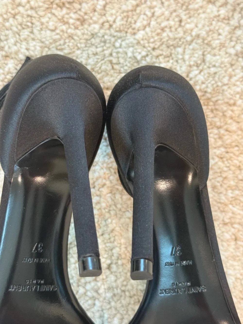 Saint Laurent Amber 105 Satin Heels. - Picture 5 of 15